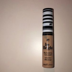 Be bright illuminating concealer 🛍